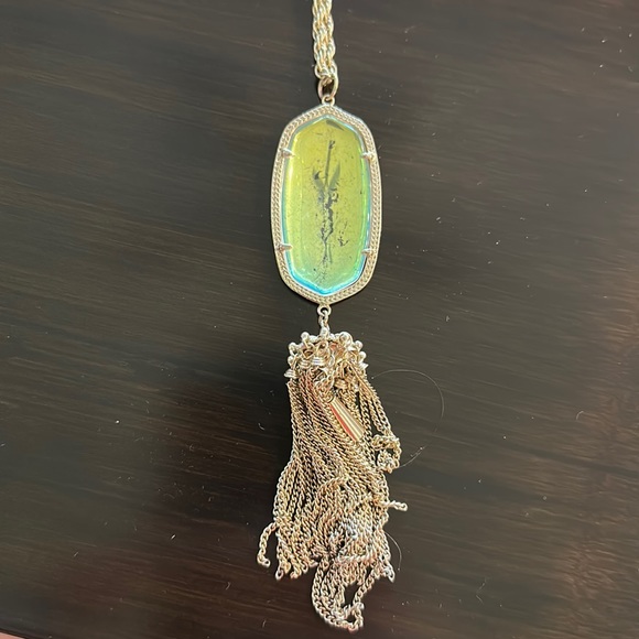 Kendra Scott Rayne Necklace in Dichroic Glass - Picture 1 of 1
